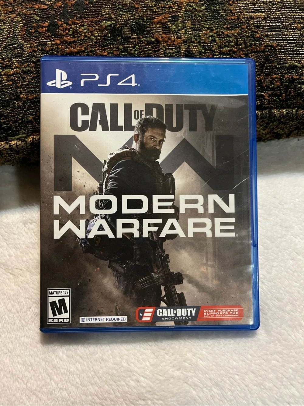 Call of Duty: Modern Warfare - PlayStation 4 (PS4) - Black/Gray